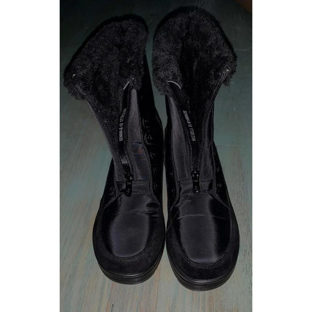 NEW Flexus Black Snow Boots Italian Comfort Persenia Womens size 10 Winter